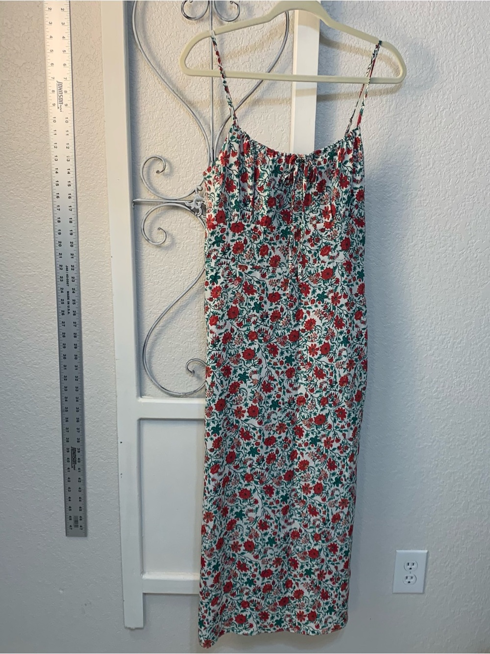 Floral Spaghetti-Strap Maxi Dress - Red & Green